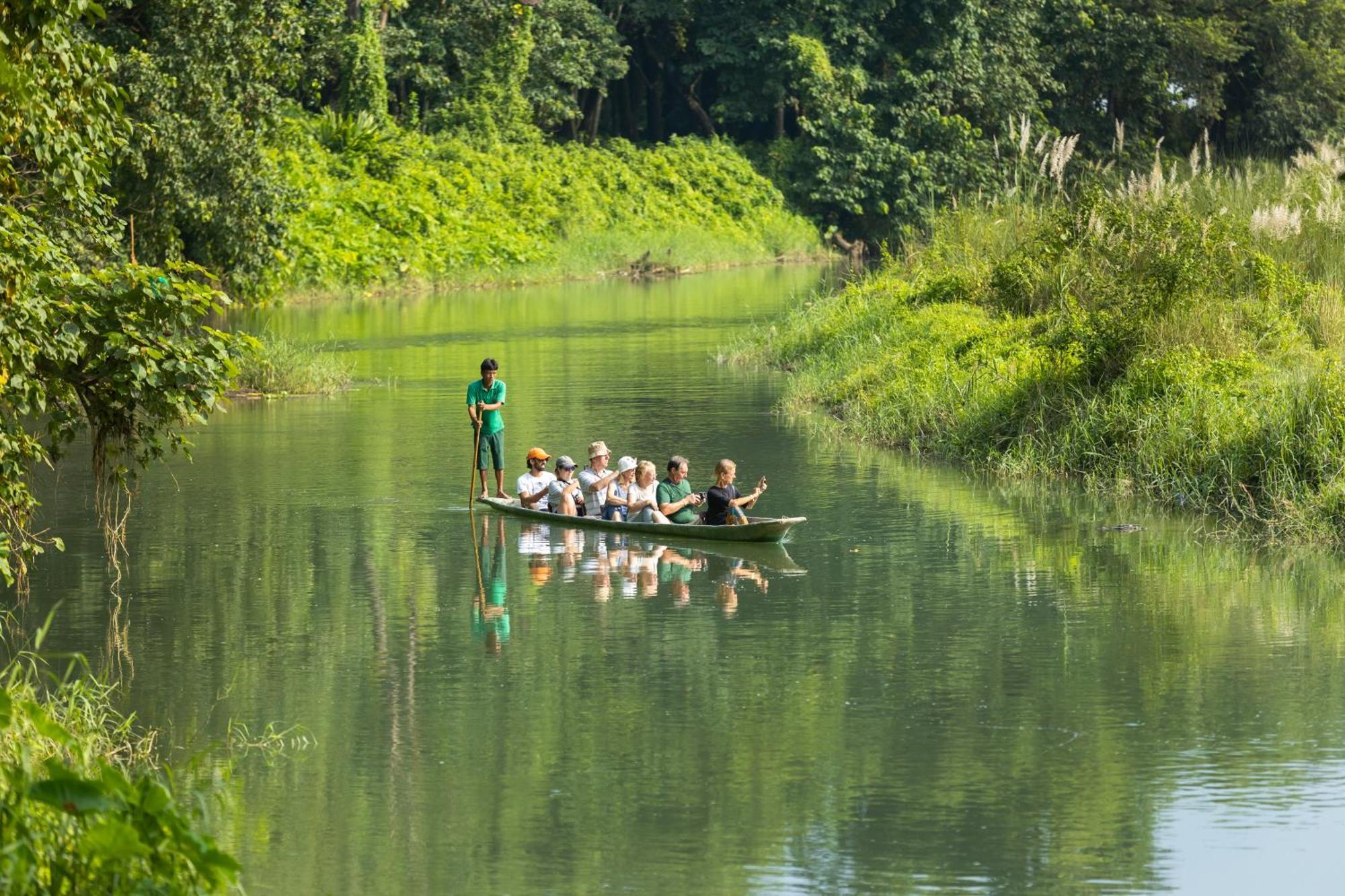 Hotel Parkside Chitwan Eksteriør billede