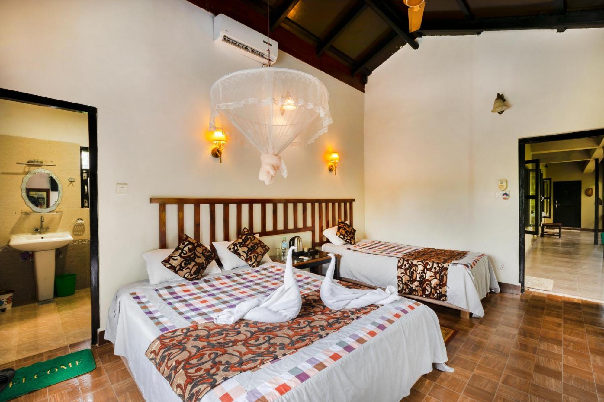 Hotel Parkside Chitwan Eksteriør billede