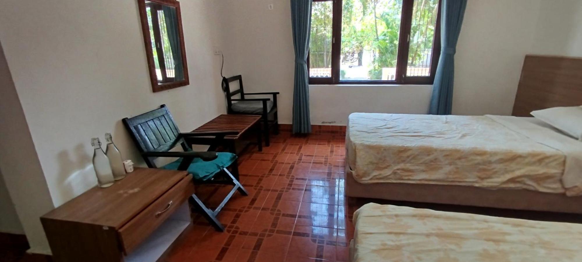 Hotel Parkside Chitwan Eksteriør billede